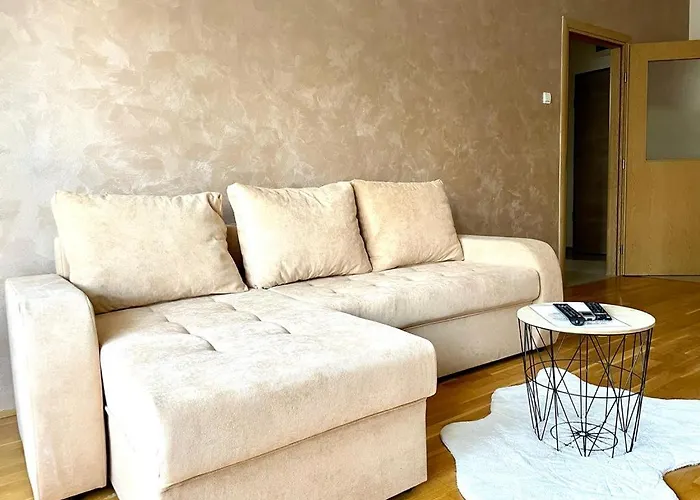 Nakii Apartmani